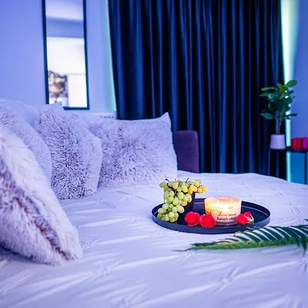 Apartment Modern Space Semineu Pat Rotund