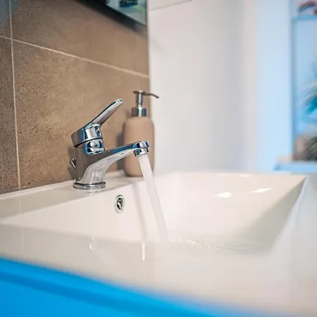 Modern Space Semineu Pat Rotund Apartment *