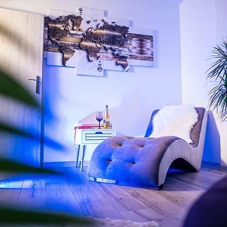 Apartment Modern Space Semineu Pat Rotund *