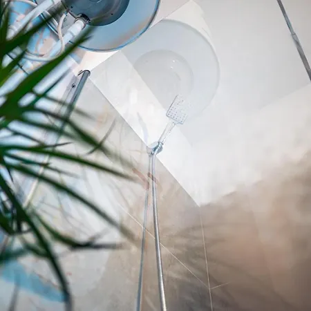 Modern Space Semineu Pat Rotund Apartment Craiova