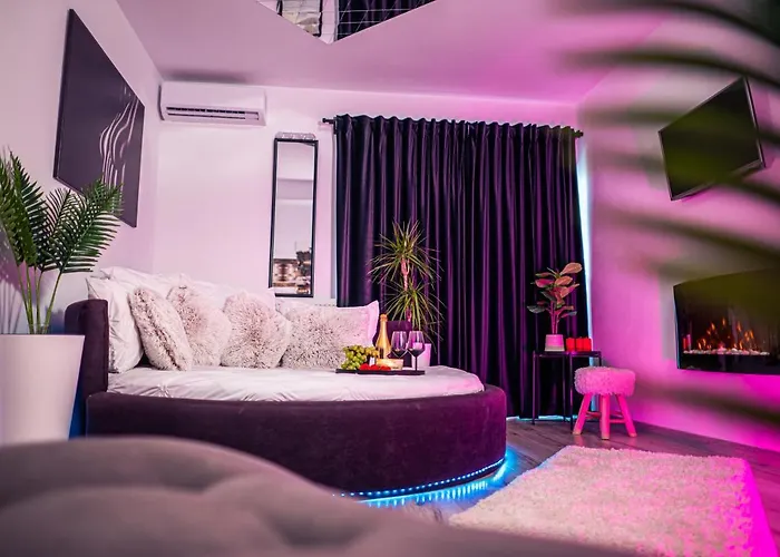 Modern Space Semineu Pat Rotund Apartament